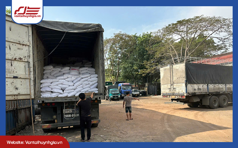dịch vụ logistics Huỳnh Gia