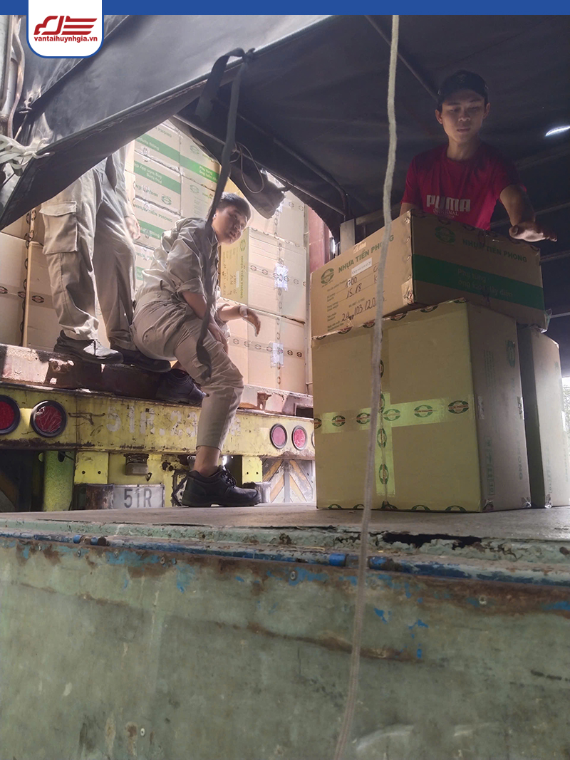 Xu hướng và giải pháp hiện đại cho vận chuyển nội thành