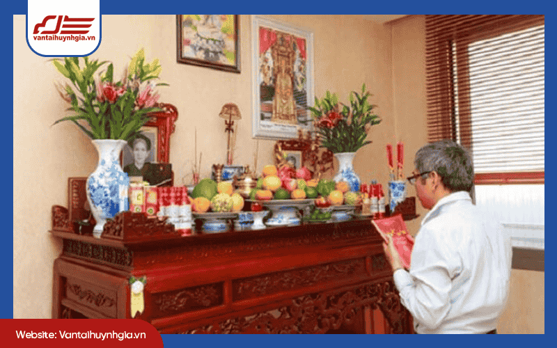 xử lý bàn thờ khi chuyển nhà