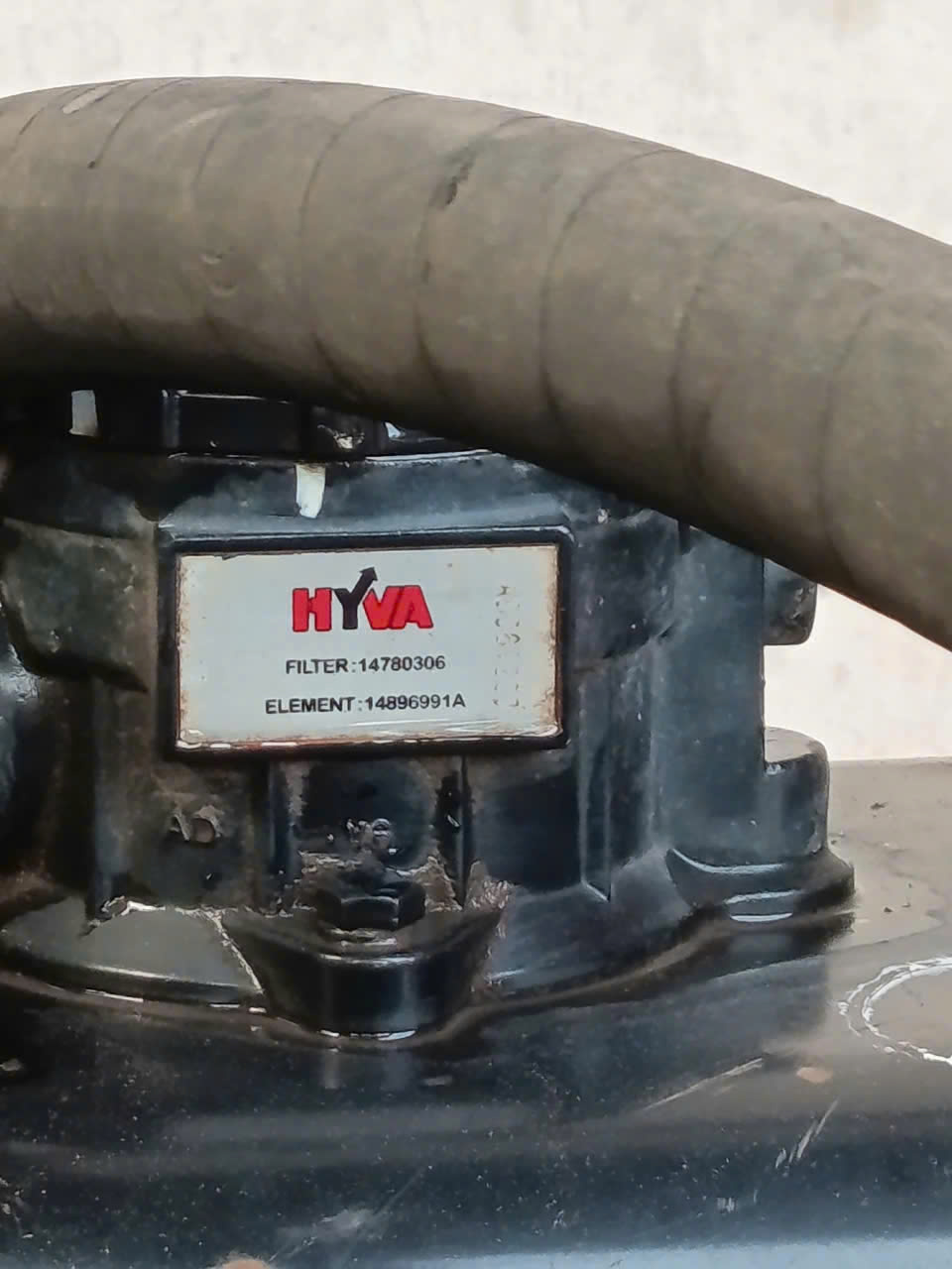 Cặp bình dầu thuỷ lực Hywa 211 lít + 151 lít